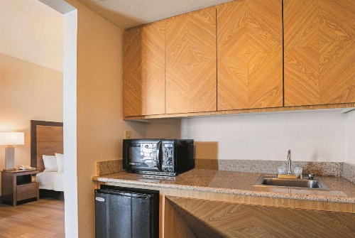 Wingate by Wyndham Galveston East Beach image 14