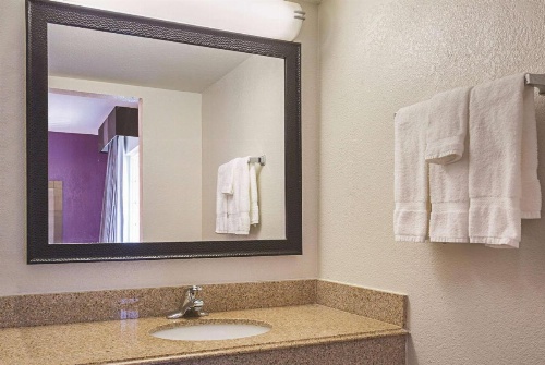 Wingate by Wyndham Galveston East Beach image 15