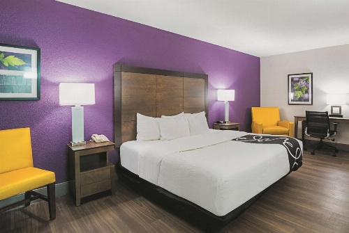 Wingate by Wyndham Galveston East Beach image 6